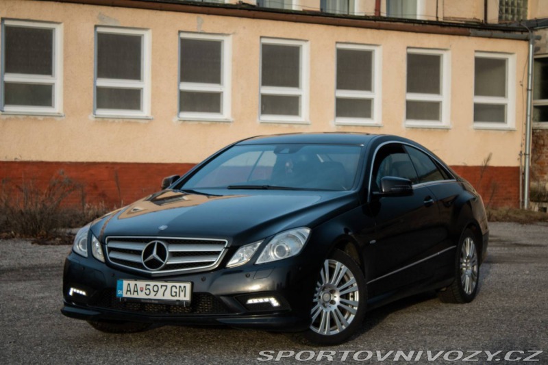 Mercedes-Benz E Kupé 220 CDI BlueEFFICIE