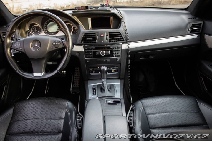 Mercedes-Benz E Kupé  220 CDI BlueEFFICIE 2012