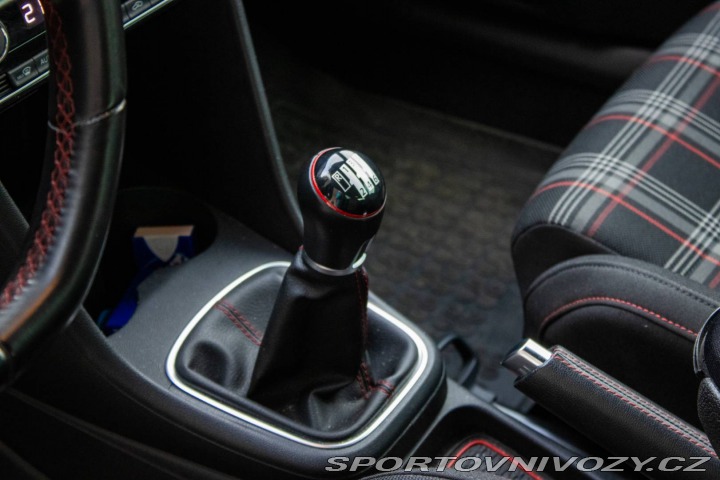 Volkswagen Polo GTI 1.8 TSI BMT GTI, 141kW, 2016
