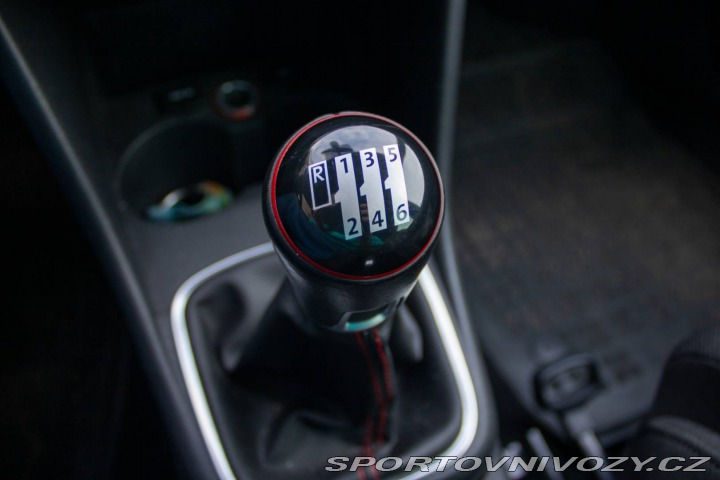 Volkswagen Polo GTI 1.8 TSI BMT GTI, 141kW, 2016