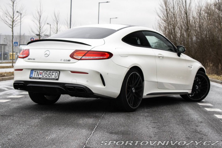 Mercedes-Benz C Kupé  Mercedes-AMG  63 S 2016