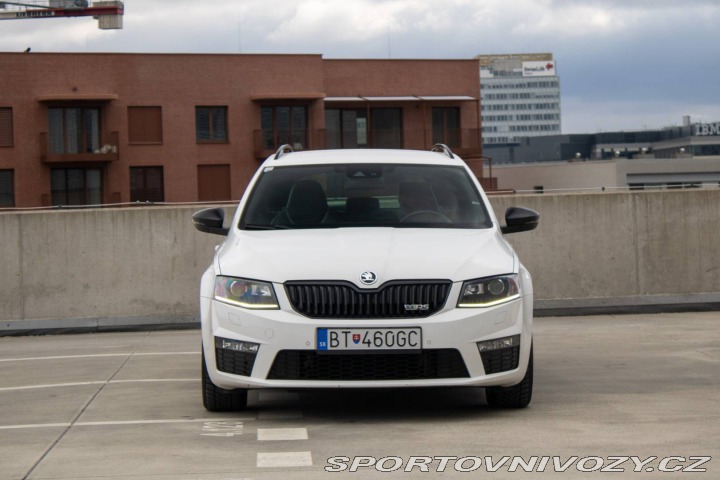 Škoda Octavia RS Combi  2.0 TDI DPF RS DSG 2013