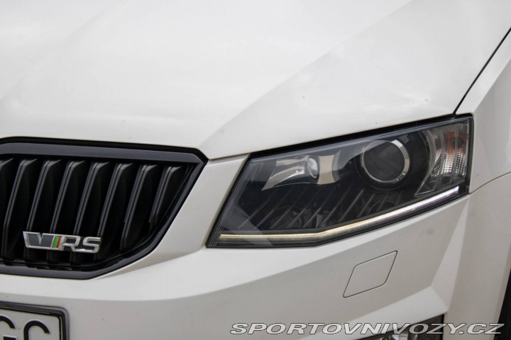 Škoda Octavia RS Combi  2.0 TDI DPF RS DSG 2013
