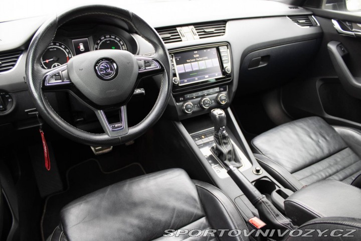 Škoda Octavia RS Combi  2.0 TDI DPF RS DSG 2013