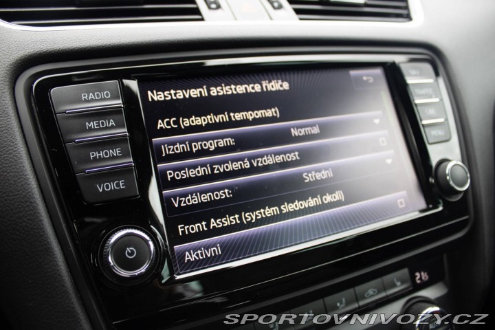 Škoda Octavia RS Combi  2.0 TDI DPF RS DSG 2013