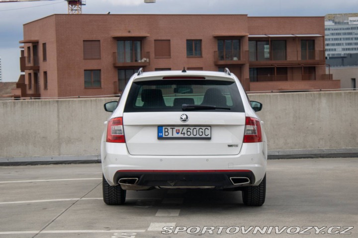 Škoda Octavia RS Combi  2.0 TDI DPF RS DSG 2013