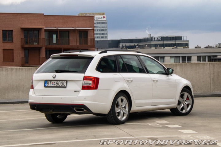 Škoda Octavia RS Combi  2.0 TDI DPF RS DSG 2013