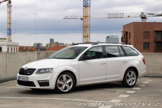 Škoda Octavia RS Combi 2.0 TDI DPF RS DSG 2013