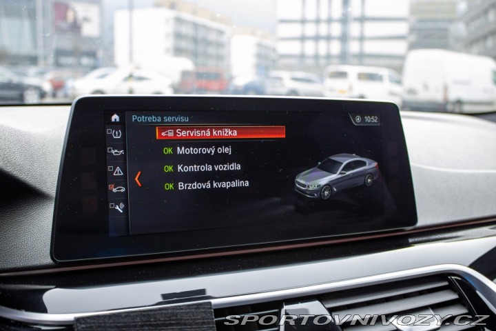 BMW 5 M550i xDrive A/T / AJ NA 2017