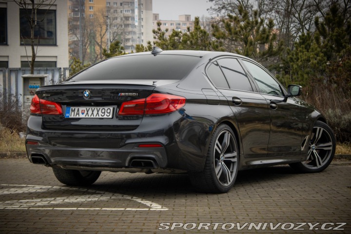 BMW 5 M550i xDrive A/T / AJ NA 2017