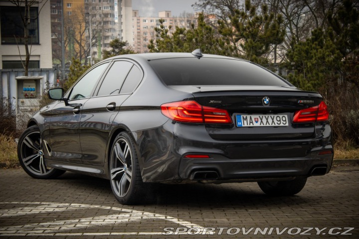BMW 5 M550i xDrive A/T / AJ NA 2017