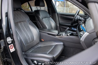 BMW 5 M550i xDrive A/T / AJ NA 2017