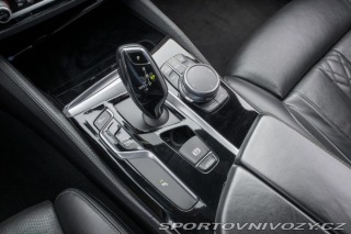 BMW 5 M550i xDrive A/T / AJ NA 2017