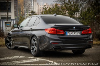 BMW 5 M550i xDrive A/T / AJ NA 2017