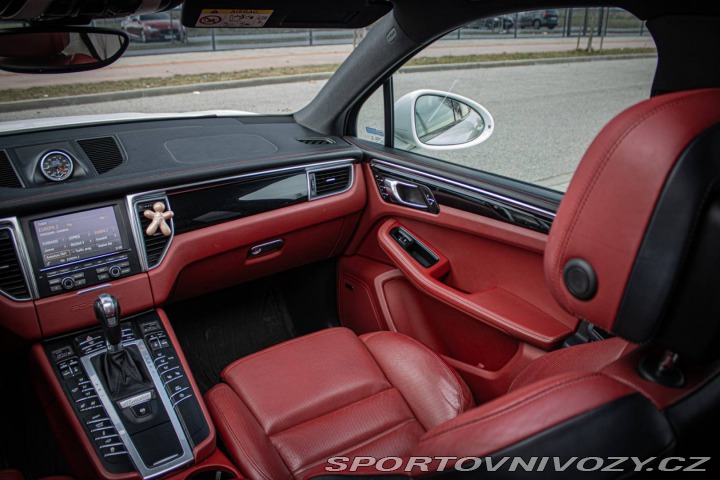 Porsche Macan S Diesel, 190kW, A7, 5d. 2015