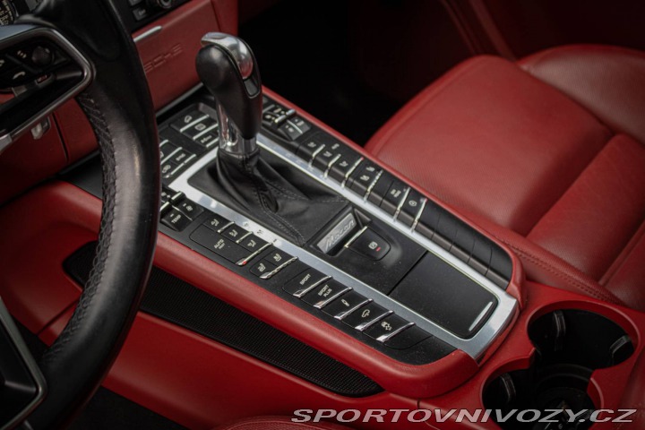 Porsche Macan S Diesel, 190kW, A7, 5d. 2015