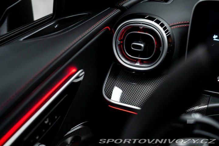 Mercedes-Benz CLE  2025