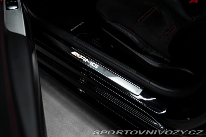 Mercedes-Benz CLE  2025