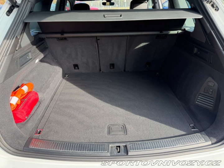 Volkswagen Ostatní modely Touareg R-line  210kW Tažné 2023