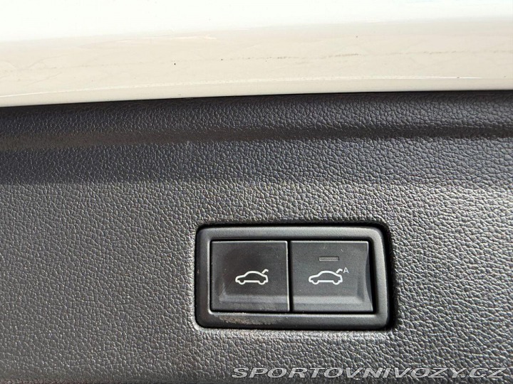 Volkswagen Ostatní modely Touareg R-line  210kW Tažné 2023