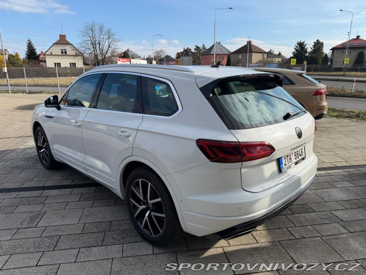 Volkswagen Ostatní modely Touareg R-line  210kW Tažné 2023