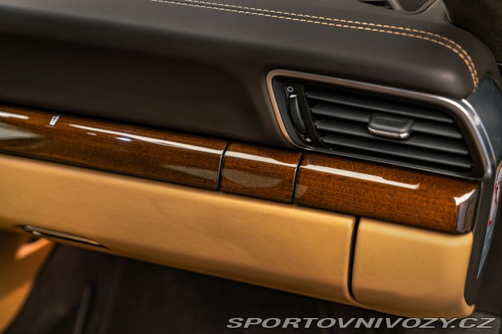 Porsche 911 Carrera 4S Chrono Approve 2016