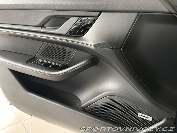 Porsche Taycan 4S Perf*Chrono*Odvětr.Sed 2021
