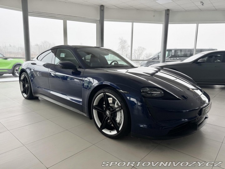 Porsche Taycan 4S Perf*420kW*Chrono*REZE 2021