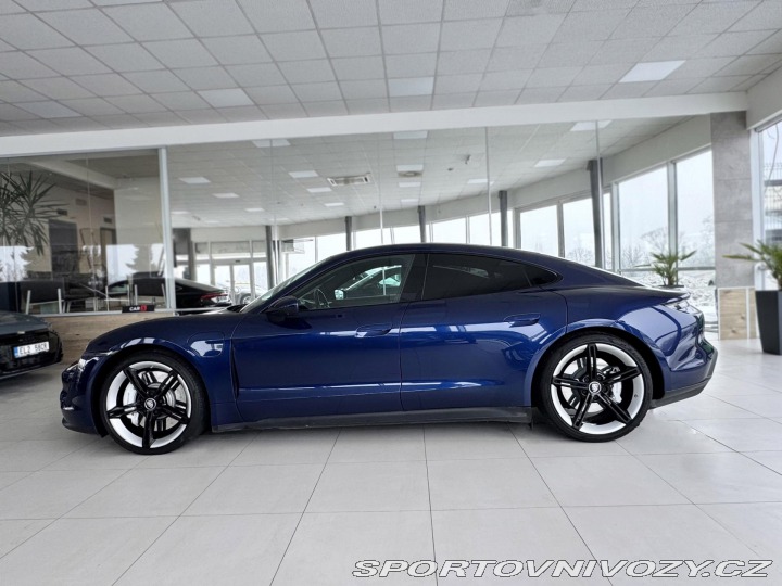 Porsche Taycan 4S Perf*420kW*Chrono*REZE 2021