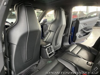 Porsche Taycan 4S Perf*Chrono*Odvětr.Sed 2021