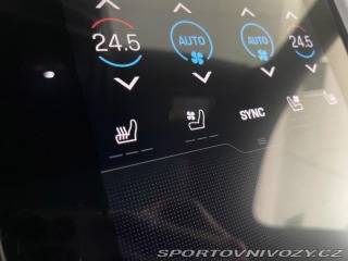 Porsche Taycan 4S Perf*Chrono*Odvětr.Sed 2021