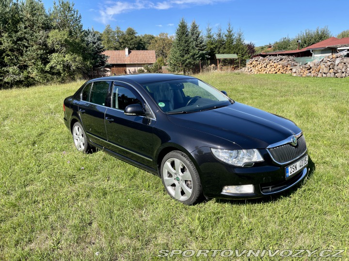Škoda Superb 2011