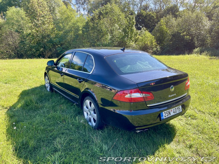Škoda Superb 2011