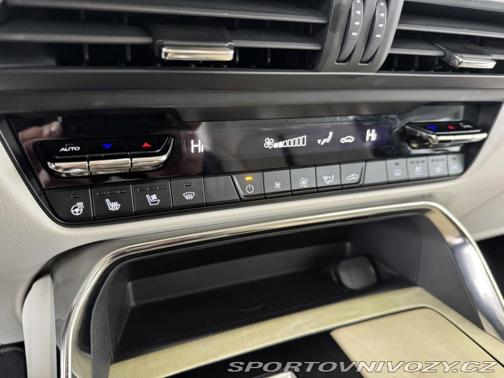 Mazda Ostatní modely CX-60 2,5 PHEV*AWD*241kW*TAKUMI 2023