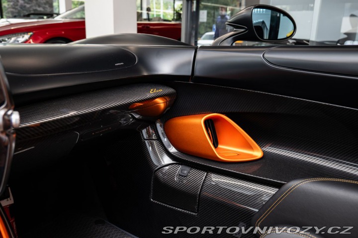 McLaren Ostatní modely One of 149/Lift/Karbon 1800