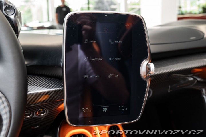 McLaren Ostatní modely One of 149/Lift/Karbon 1800