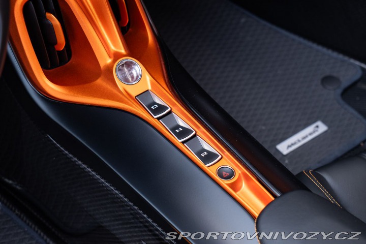 McLaren Ostatní modely One of 149/Lift/Karbon 2021
