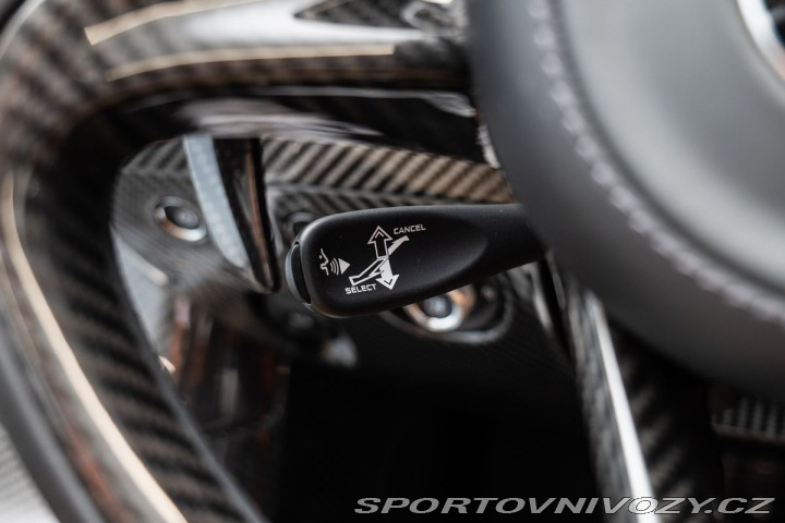 McLaren Ostatní modely One of 149/Lift/Karbon 2021