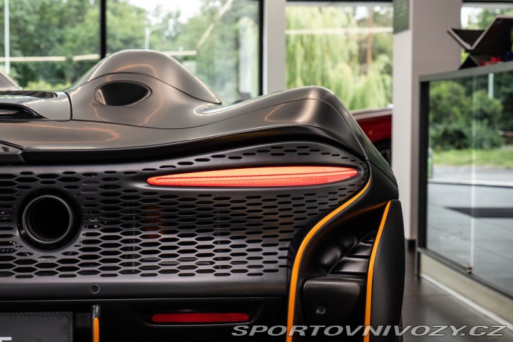 McLaren Ostatní modely One of 149/Lift/Karbon 2021