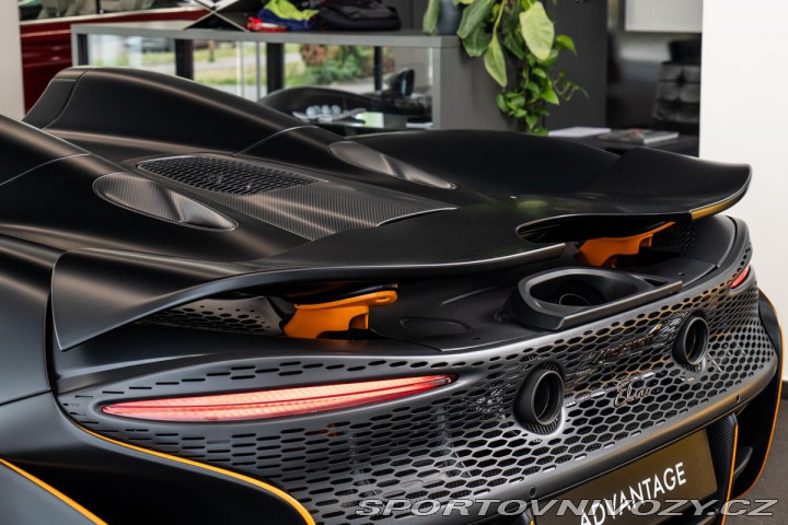 McLaren Ostatní modely One of 149/Lift/Karbon 2021