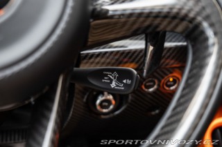 McLaren Ostatní modely One of 149/Lift/Karbon 1800