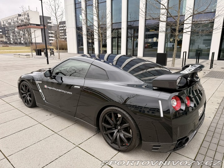 Nissan GT-R R35 2014
