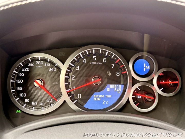 Nissan GT-R R35 2014