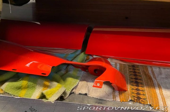 Pontiac GTO T37 (s přední maskou GTO a Ram Air kapotou) 1971