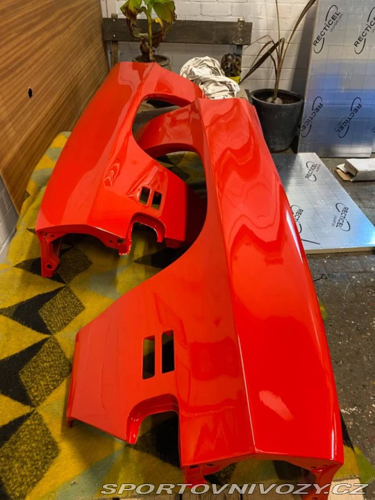 Pontiac GTO T37 (s přední maskou GTO a Ram Air kapotou) 1971