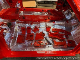 Pontiac GTO T37 (s přední maskou GTO a Ram Air kapotou) 1971