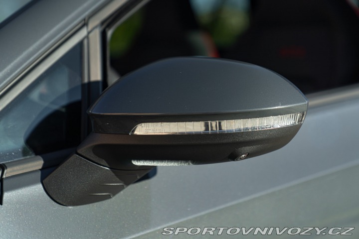 Volkswagen Golf GTI 2025