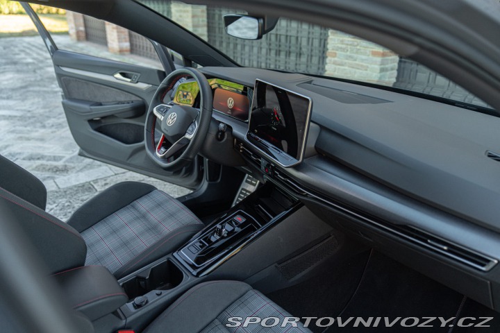 Volkswagen Golf GTI 2025