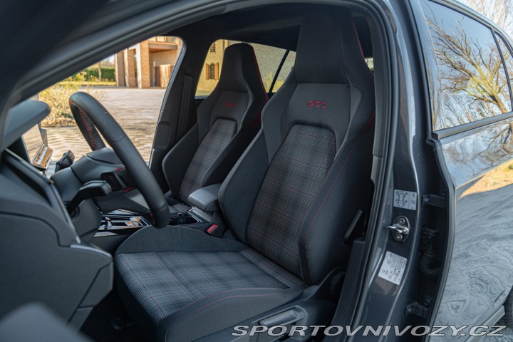 Volkswagen Golf GTI 2025