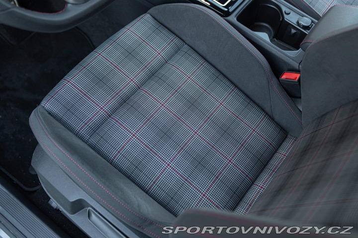 Volkswagen Golf GTI 2025